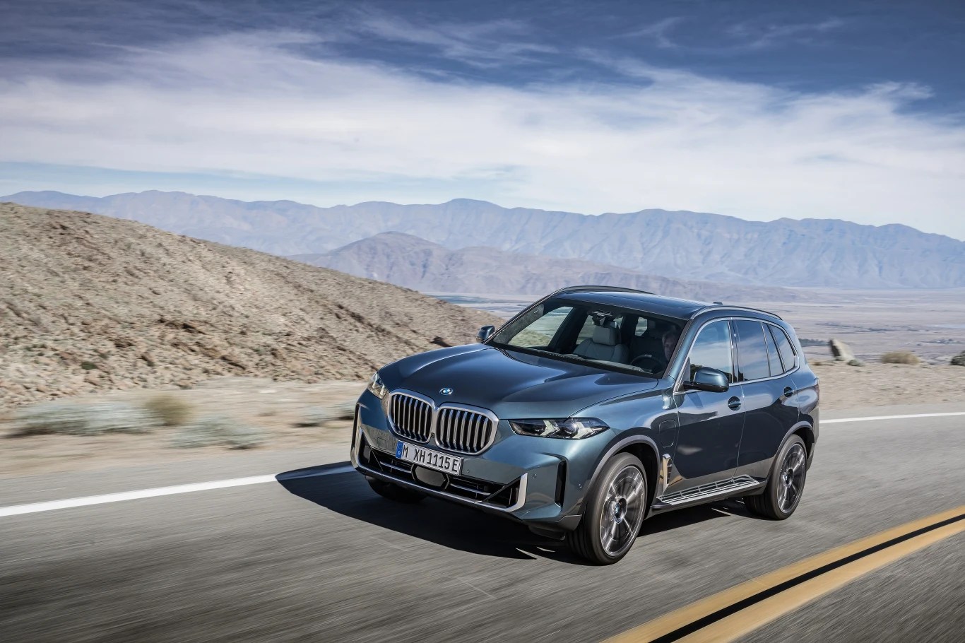 BMW X5 i X6 doczekały się liftingu. Spokojnie - nie ma "dzielonych lamp