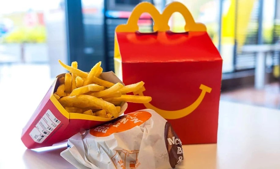Zabawki z McDonald's bez zamawiania Happy Meal? To możliwe! Ding.pl