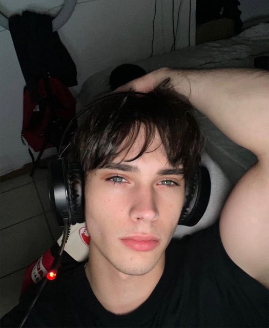 Looking at moggers made me ascend more than anything else Looksmax