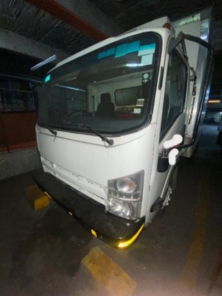 ISUZU ELF 400 in Mexico City, Mexico