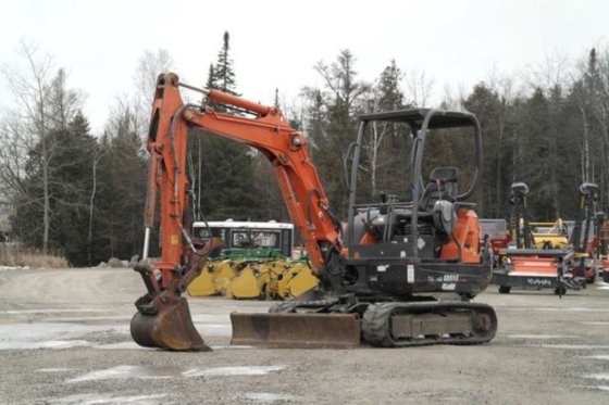 Kubota KX91-3 in Stayner, Ontario, Canada