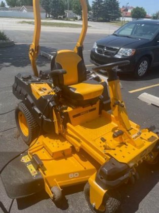 2020 Cub Cadet Pro Z 100 in Lafayette, IN, USA