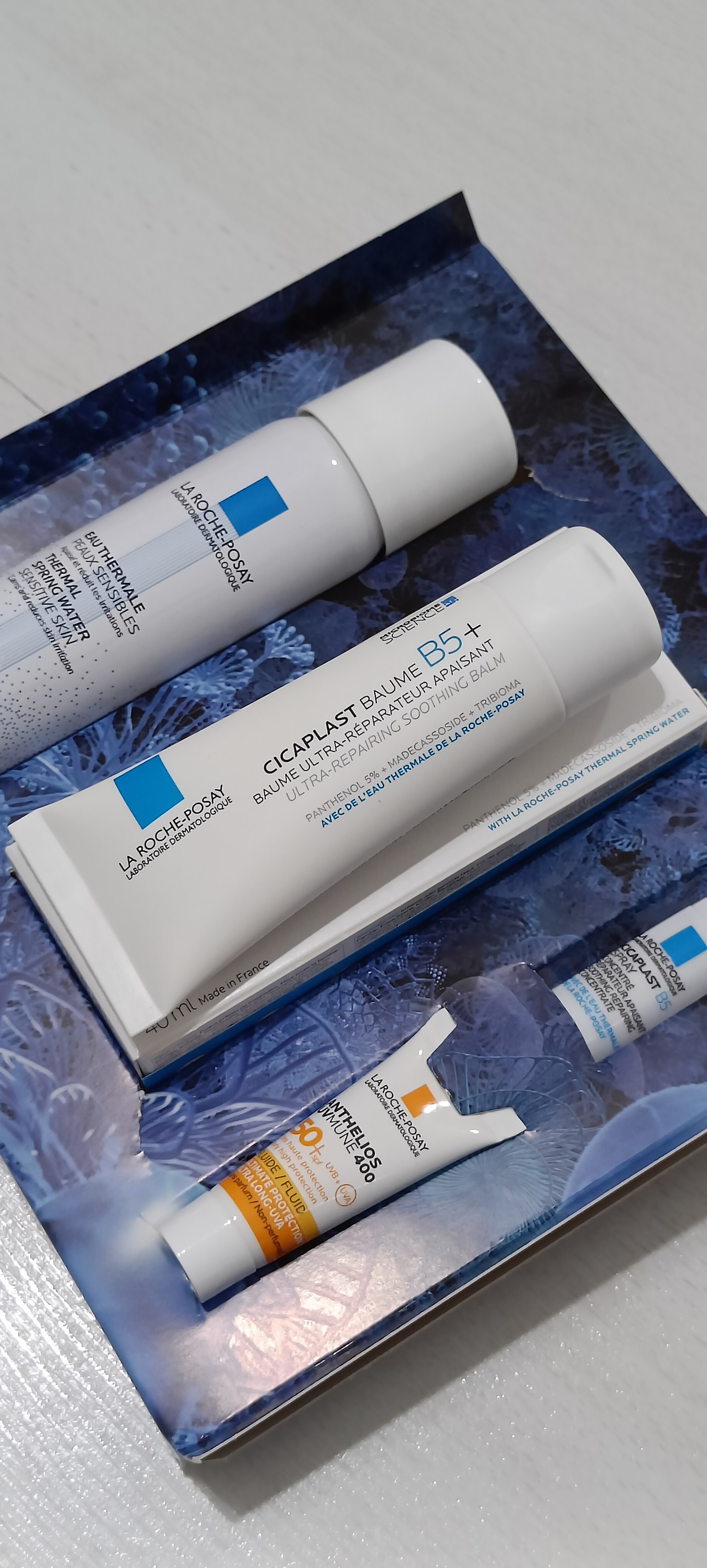 Відтепер найулюбленіший засіб від La Roche MAKEUP Club