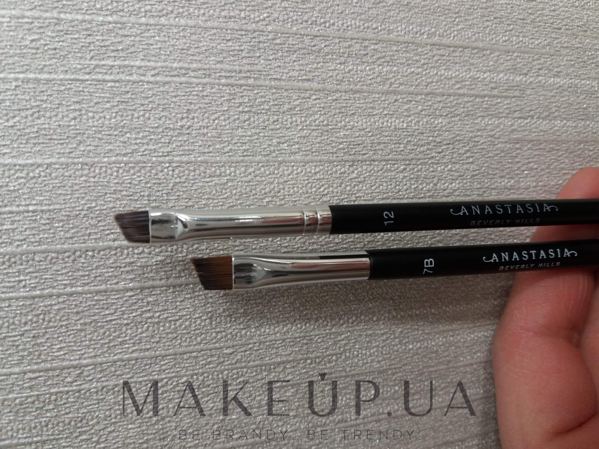 Anastasia Beverly Hills Brush 7B Eyebrow Brush Makeup.uk