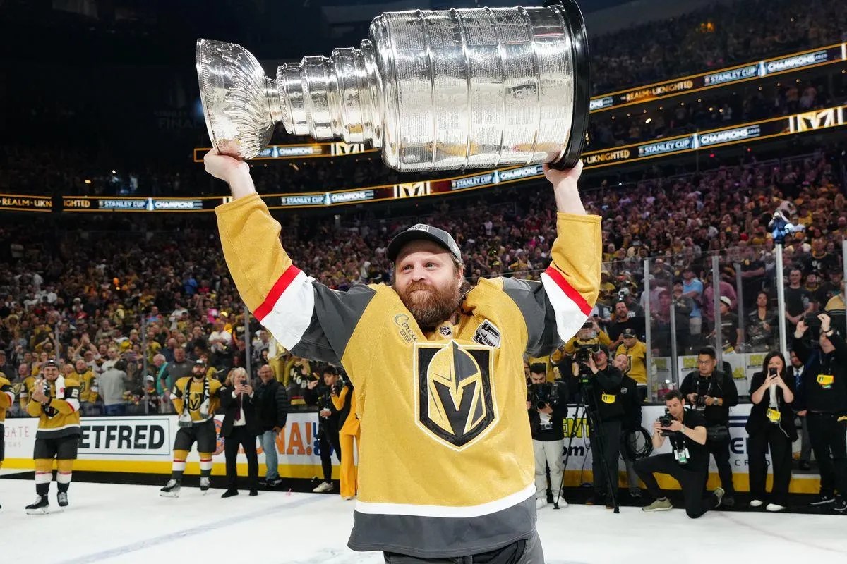 BREAKING Phil Kessel Officially Joins Powerhouse Team