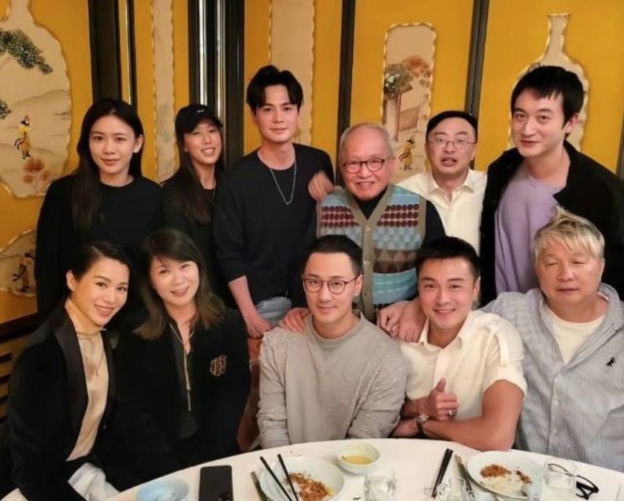 The Heir to the Throne Photos 3911171 MyDramaList