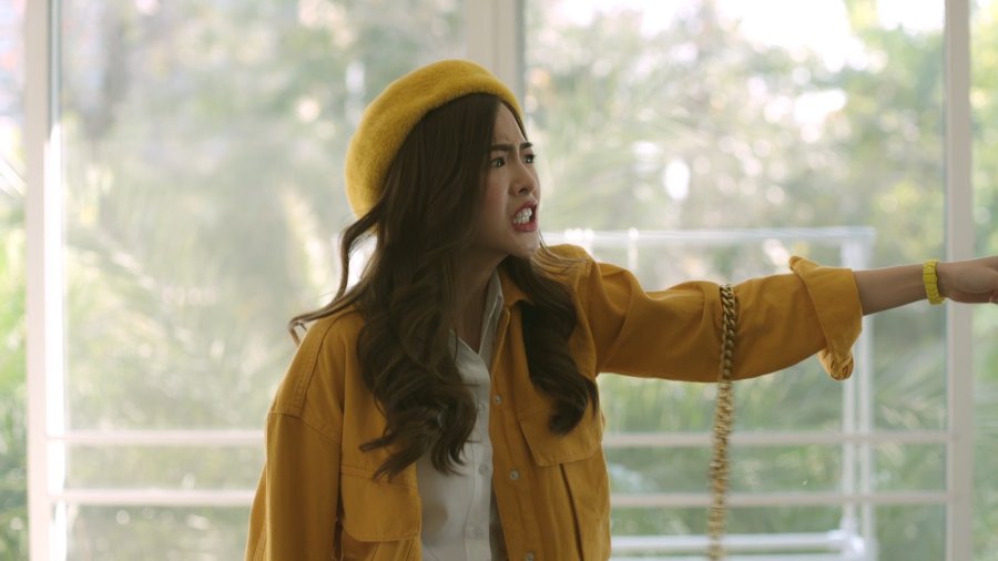 Girl Next Room Richy Rich 1.01 11 1230541 MyDramaList