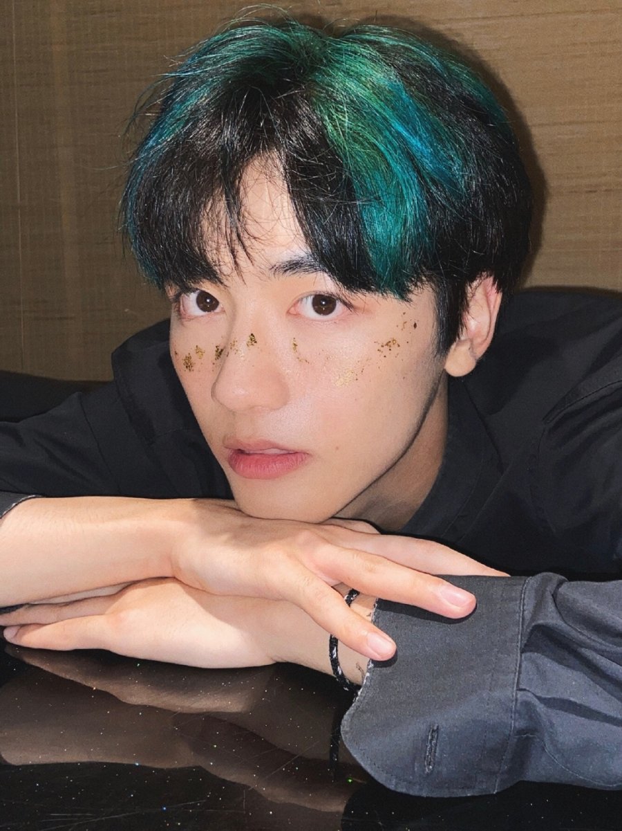 Hou Li (侯立) MyDramaList