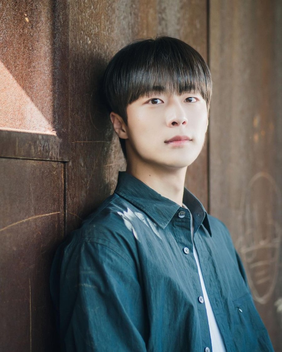 At a Distance, Spring Is Green At a Distance Spring is Green 2176095