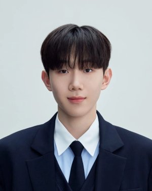 Kim Jeong Yun (김정윤) - MyDramaList