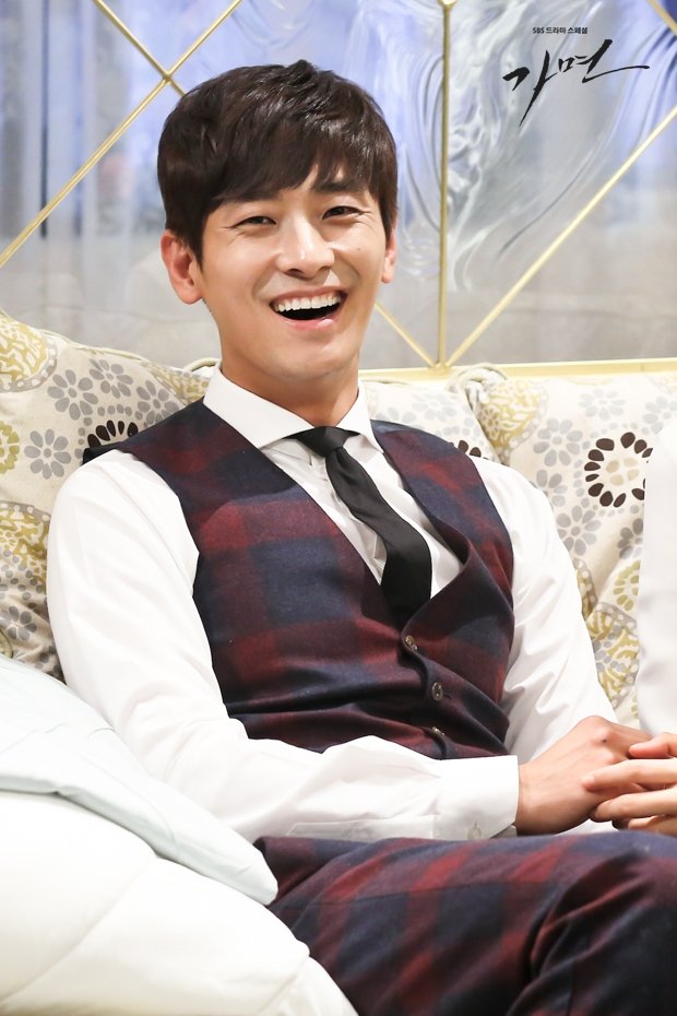 Mask Photos 249484 MyDramaList