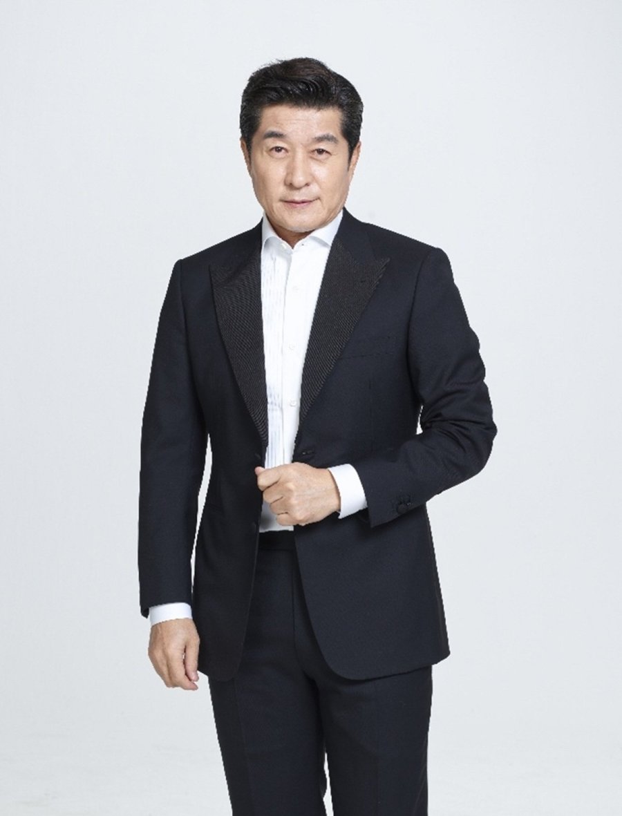 Kim Sang Joong confirmed to work with Lee Ha Nee in "Flowers that Bloom