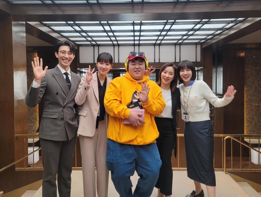 Extraordinary Attorney Woo Photos 3278943 MyDramaList