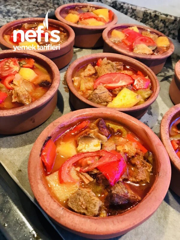 Güveçte Dana Kuşbaşı Nefis Yemek Tarifleri