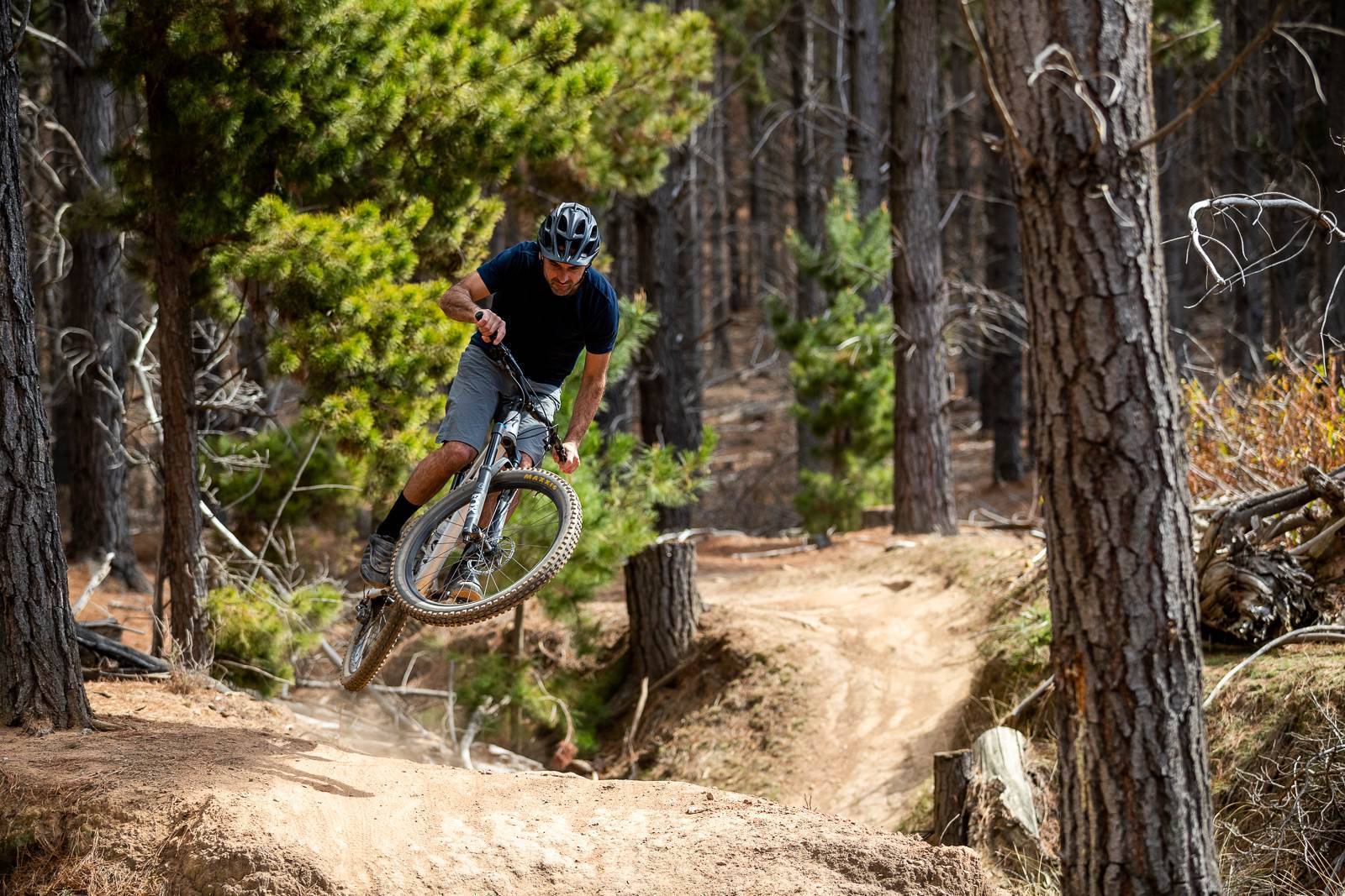 Skills How to perfect hip jumps Australian Mountain Bike The home