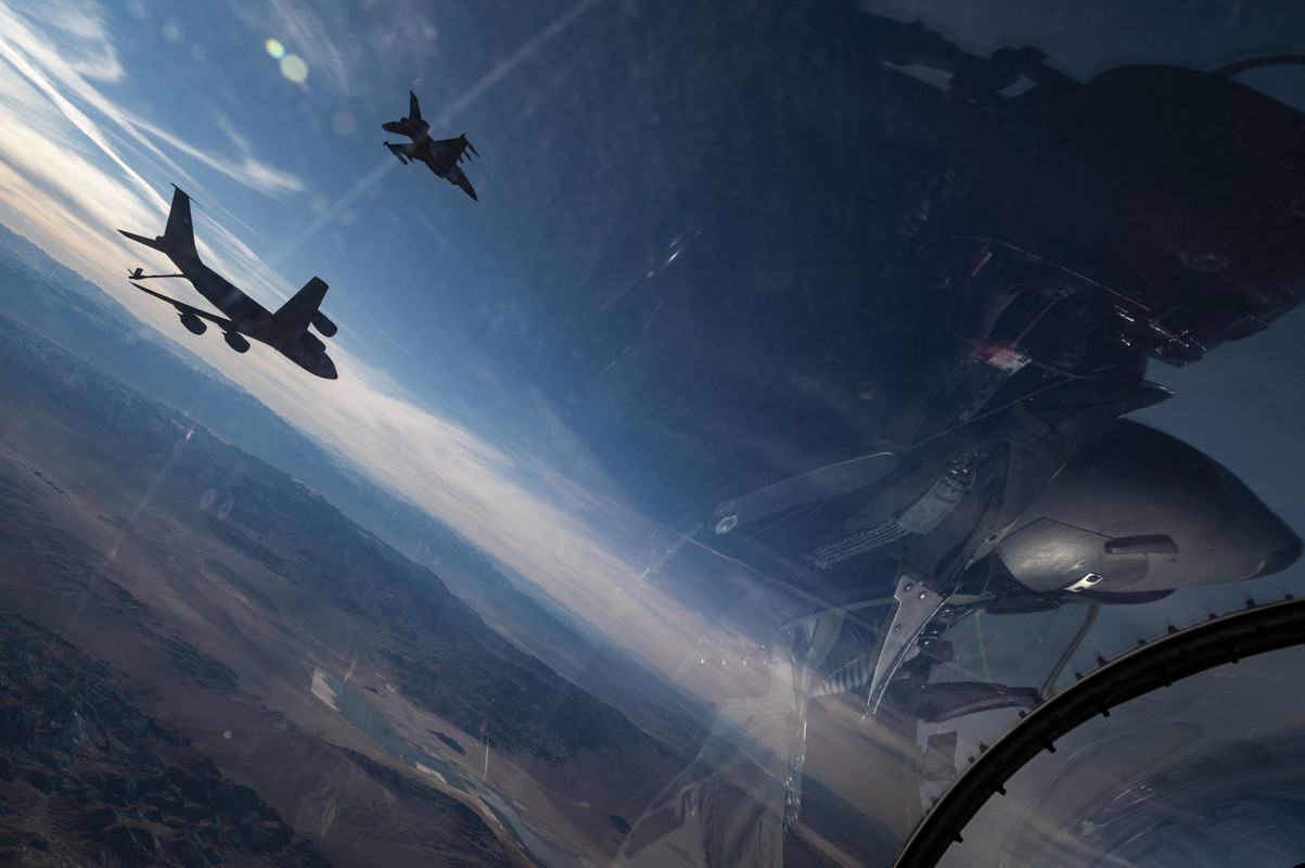 7030303 — Postimages