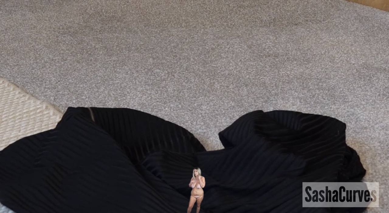 You Shrunk Me - SashaCurves - Shrunken women board