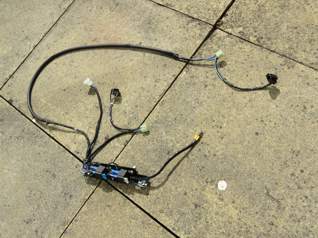 Complete headlight relay kit — Postimages