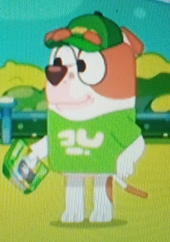 Season 2 just came to Disney+ and I'm going to take this opportunity to take pics of different