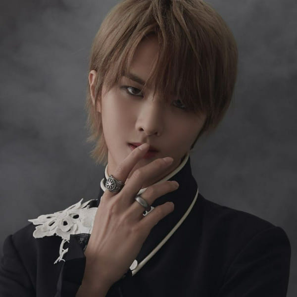 choose between my fav dark kpop songs for a kpop idol; Quiz Quotev