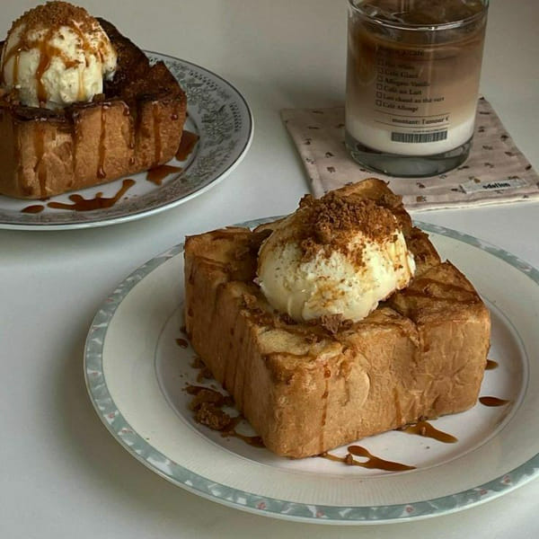 Giving you a makeup look to try Quiz Quotev