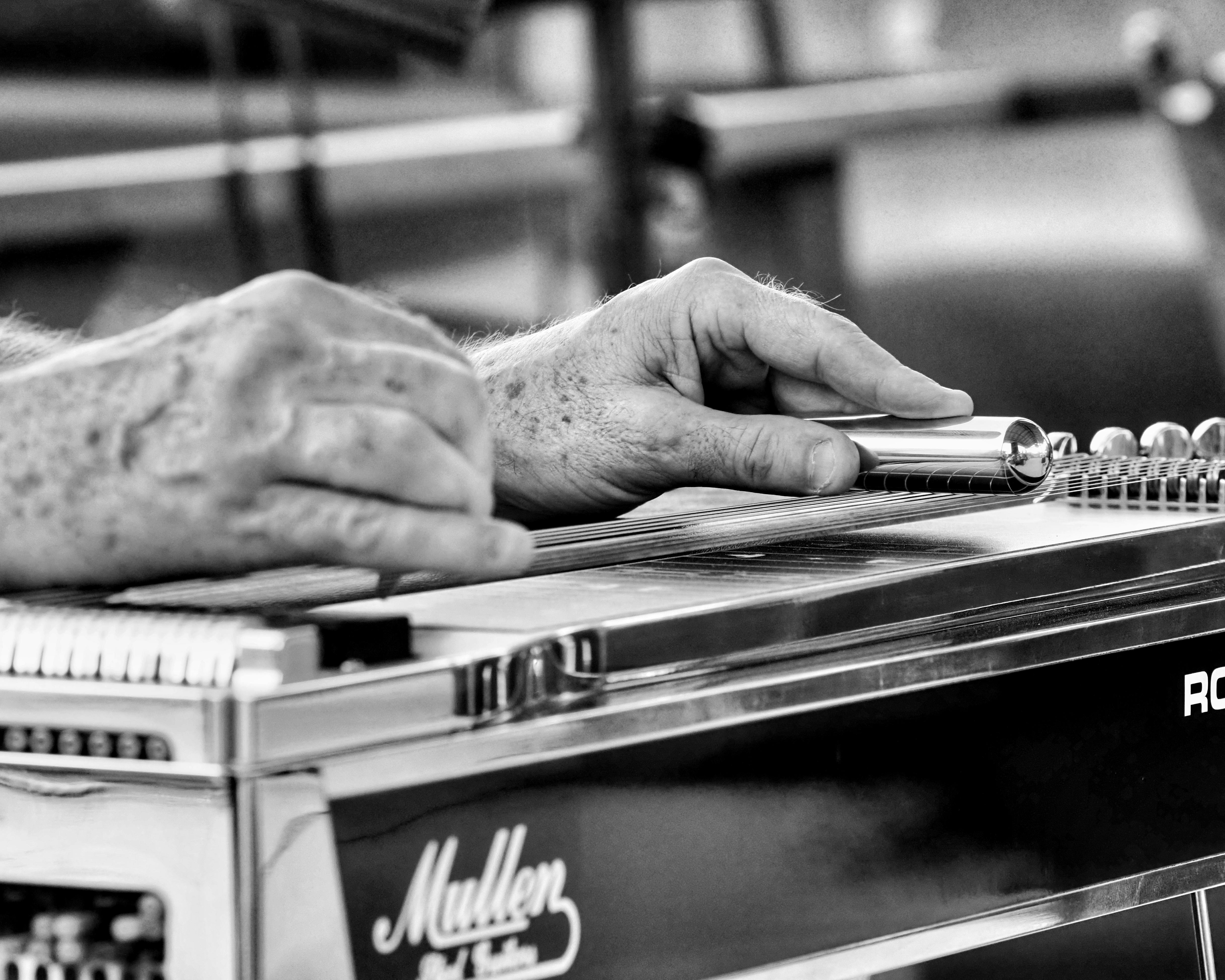 That high lonesome steel guitar sound. Belton, TX r/concertphotography