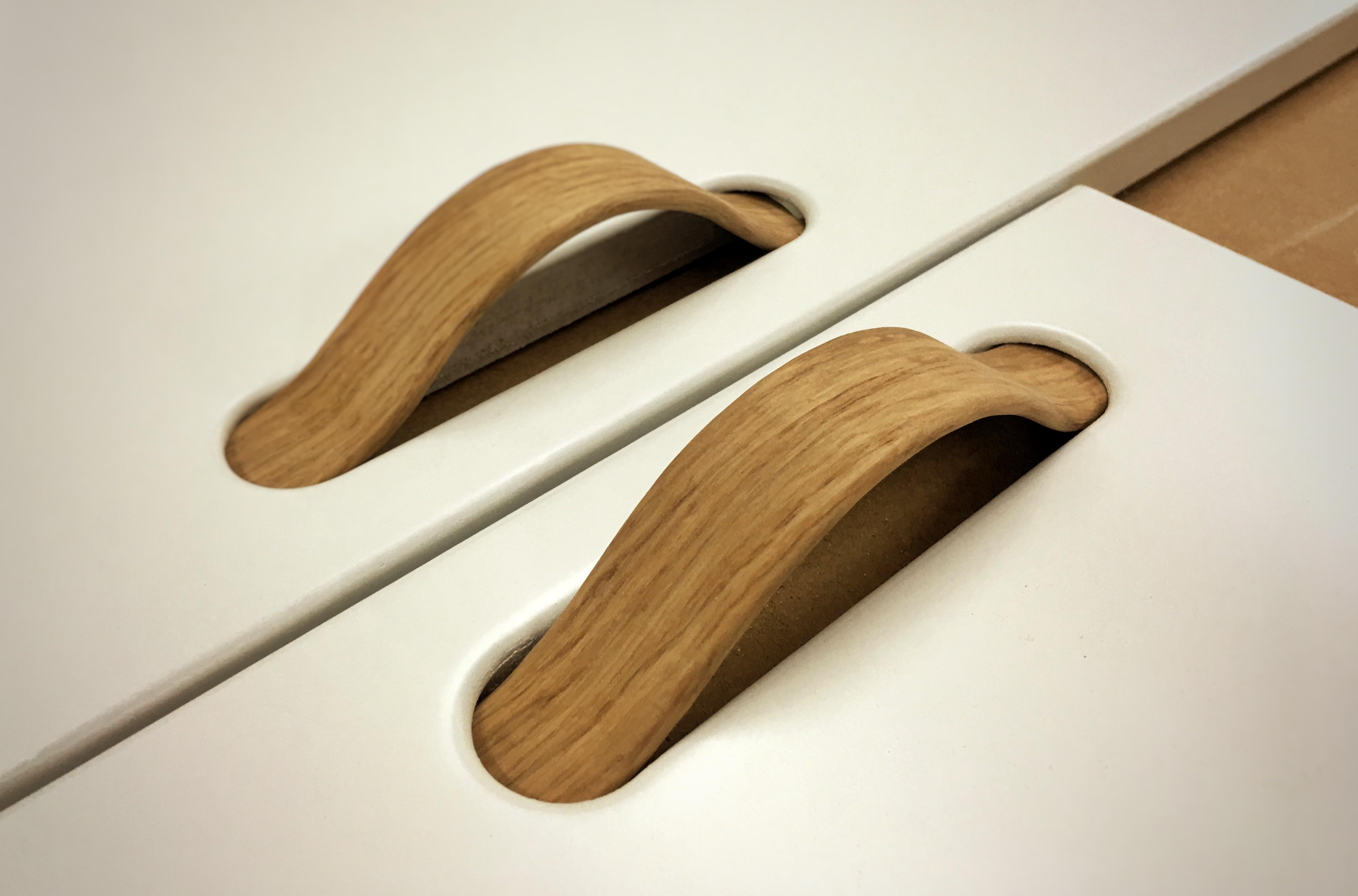 Steam bent handles on spray lacquer doors. r/woodworking