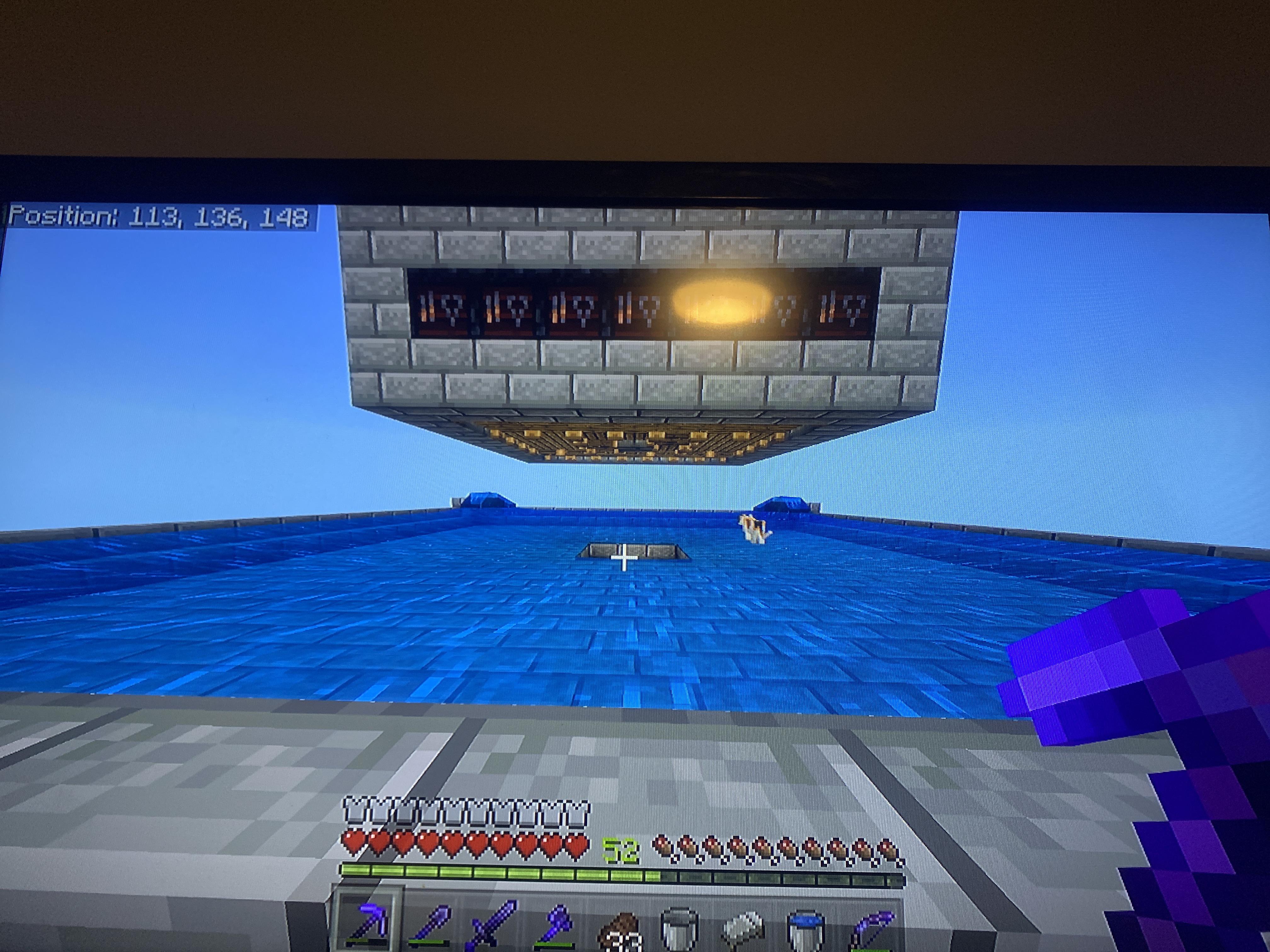 Iron farm only spawns cats?!? r/Minecraft