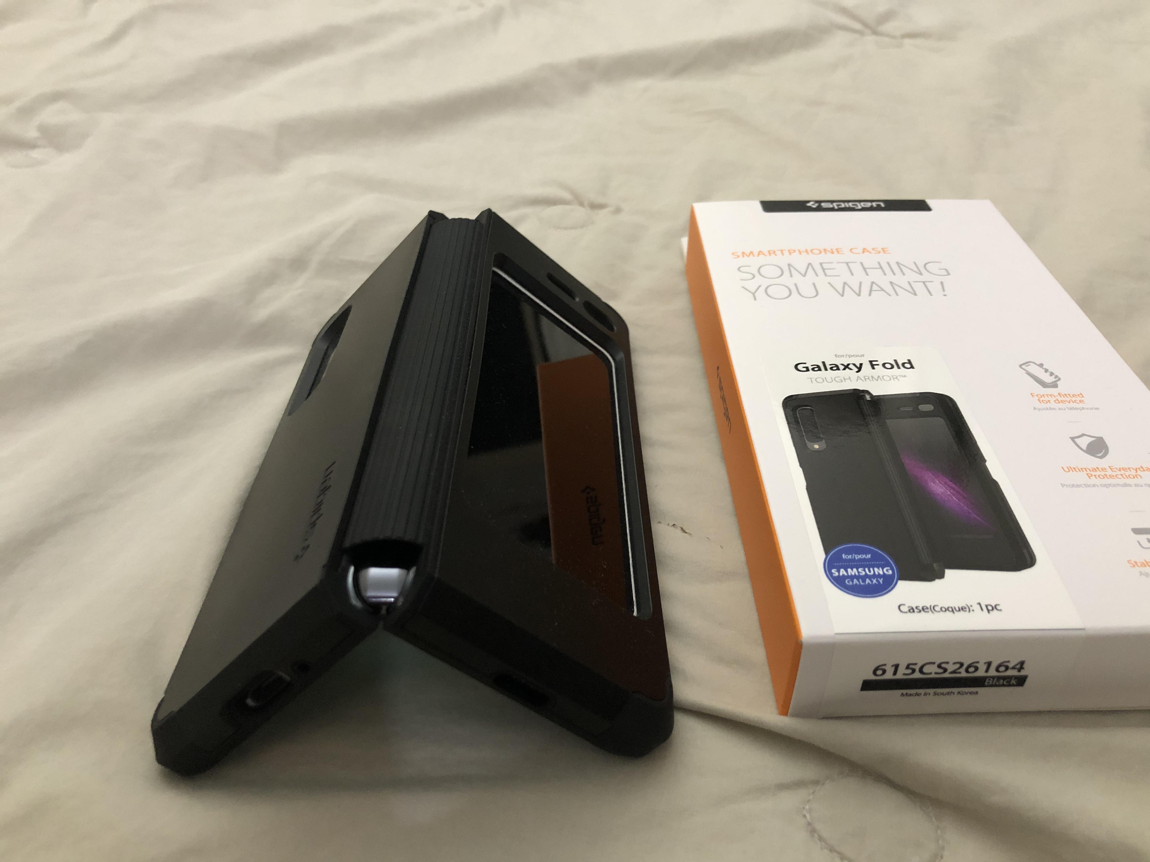Spigen Tough Armor Case r/GalaxyFold