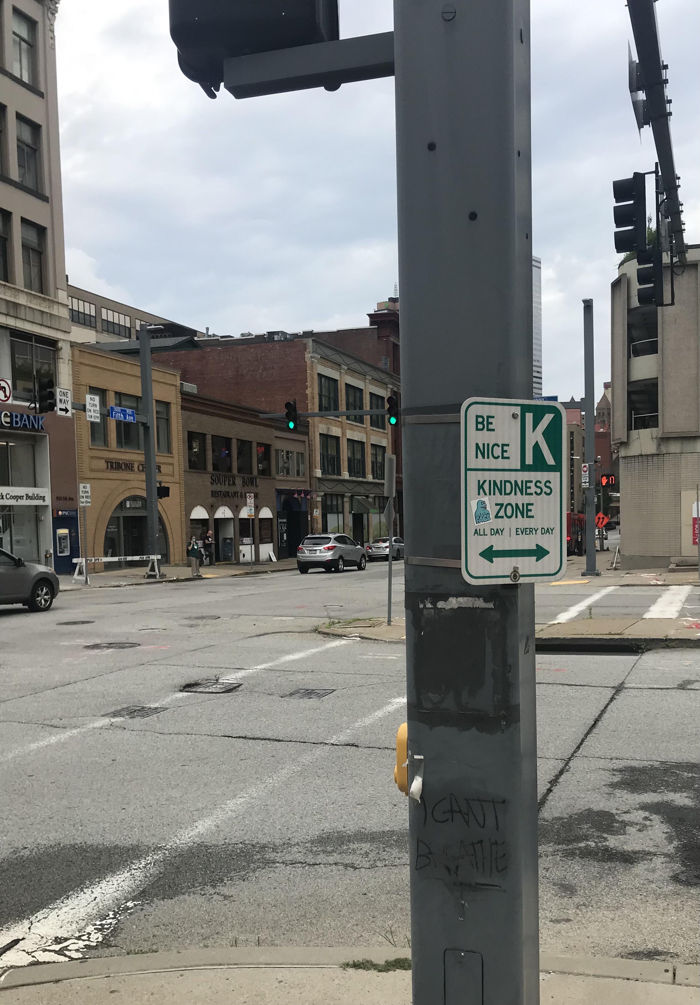 This road sign in Pittsburgh r/mildlyinteresting
