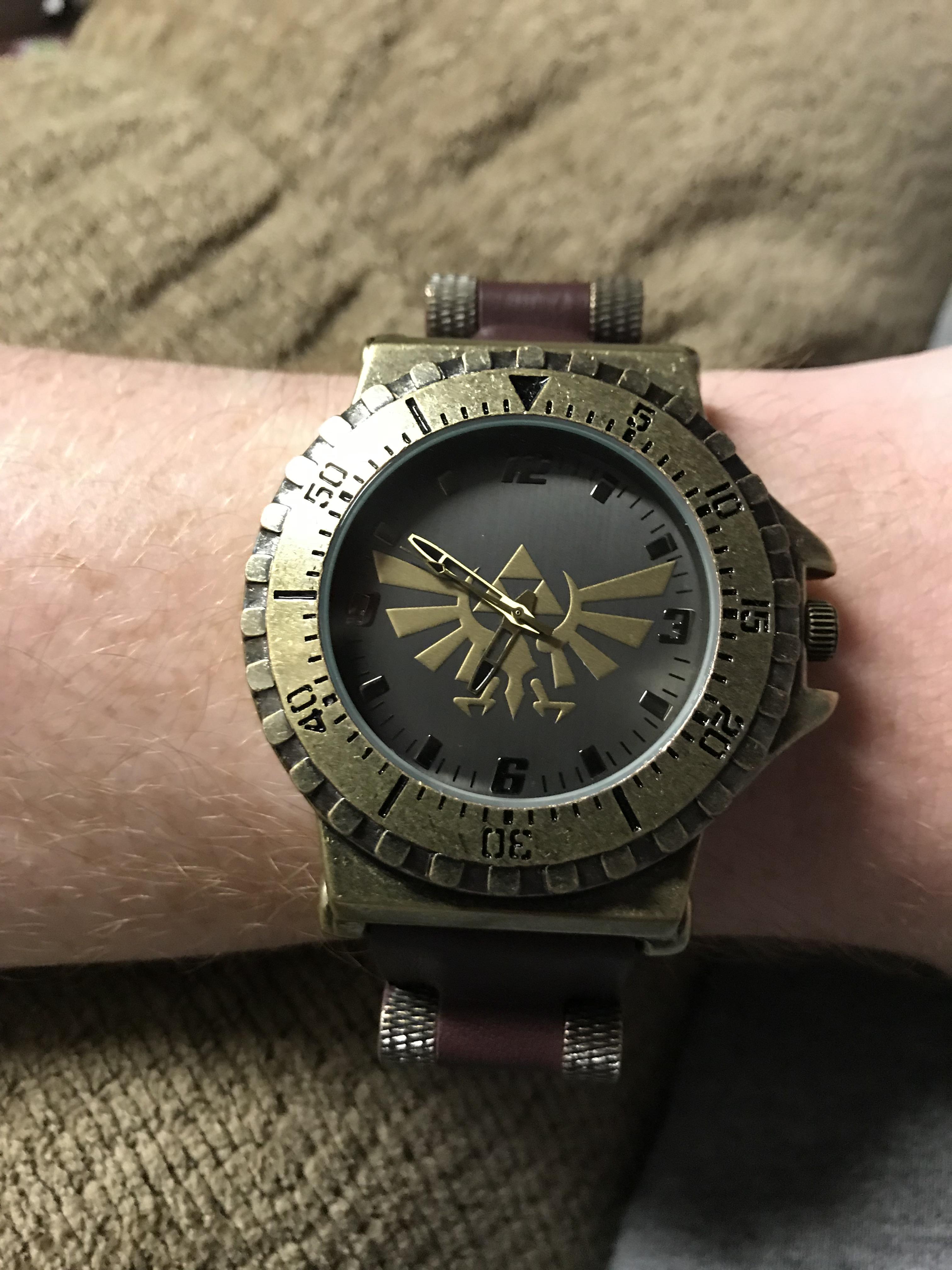 [The Legend of Zelda] Does anyone else like to add novelty watches to