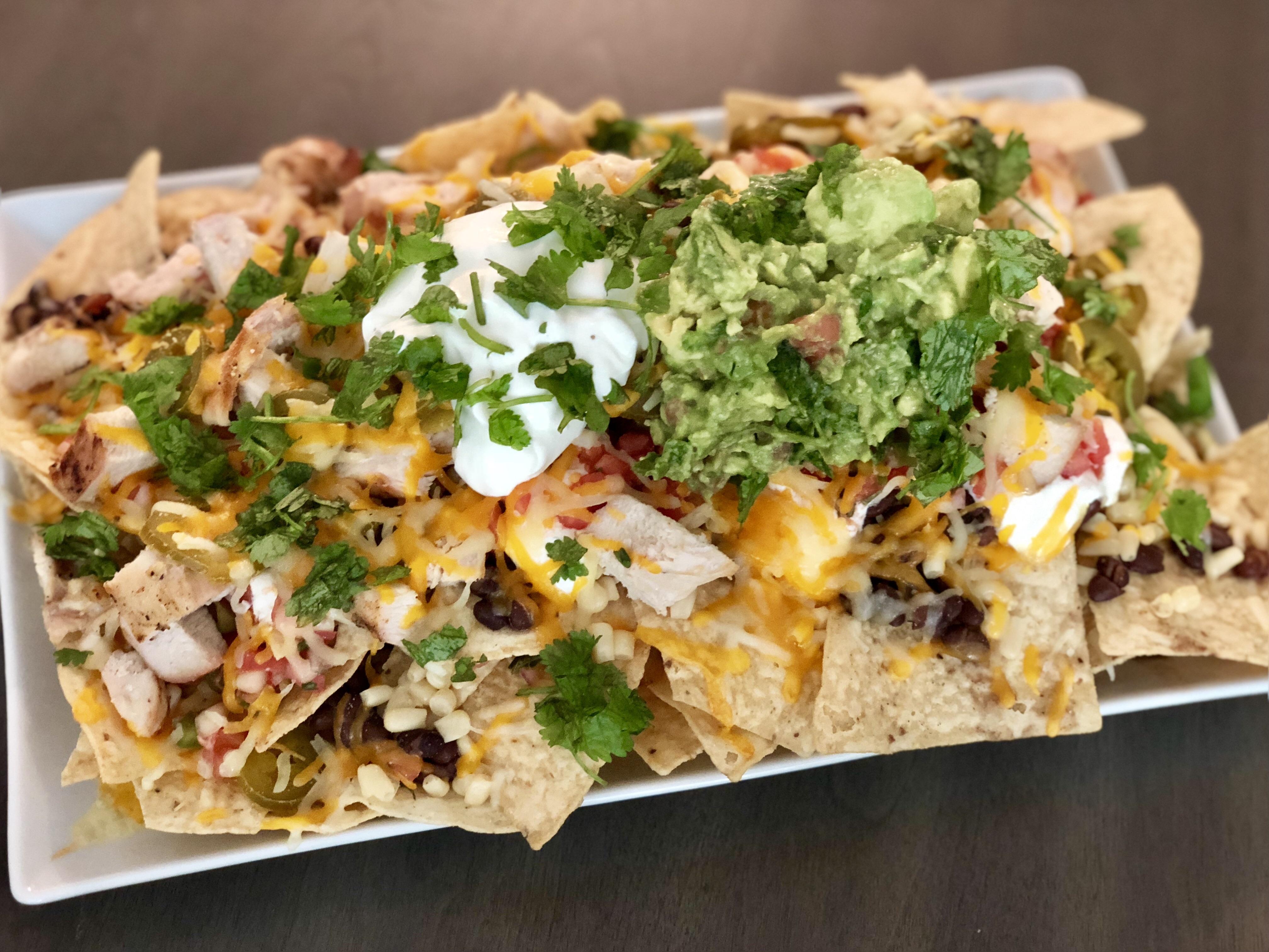 [Homemade] Grilled Chicken Nachos r/food