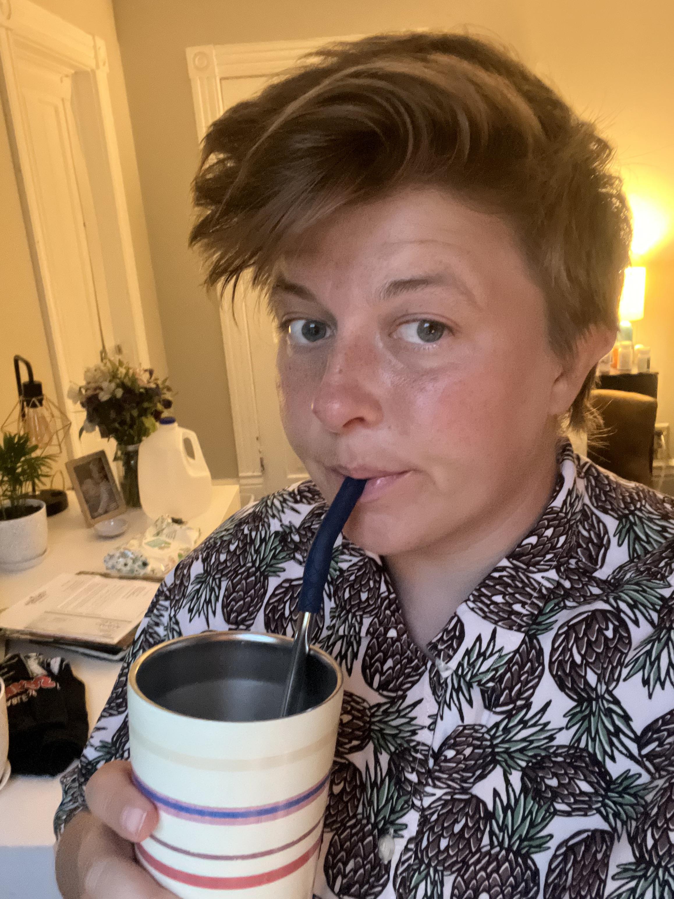 🌊Post top surgery 💦 drinking so much water each day. Hopefully I keep