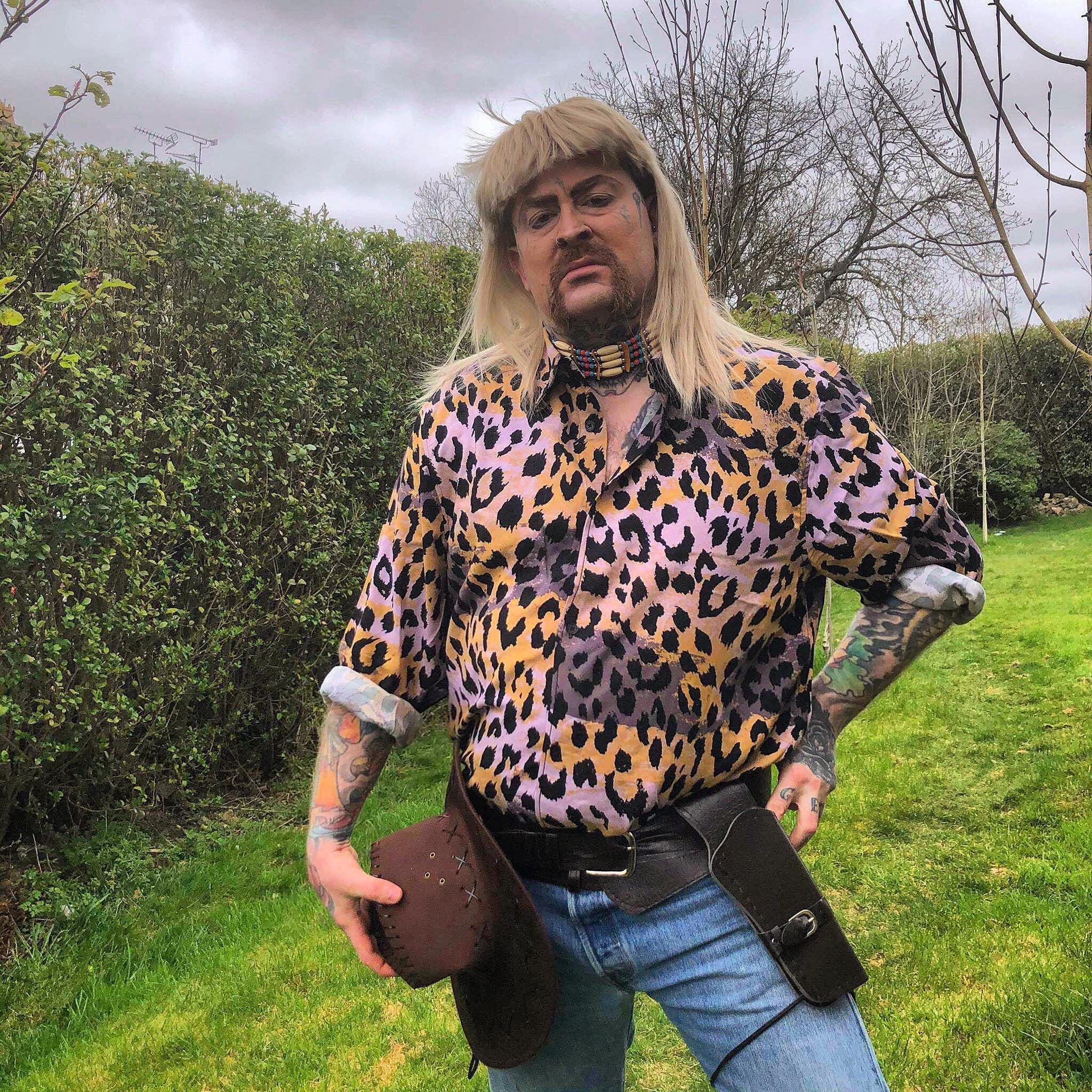 My boyfriend let me dress him up r/JoeExotic