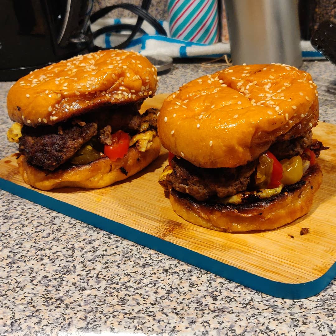 [Homemade] Beef Burgers r/food