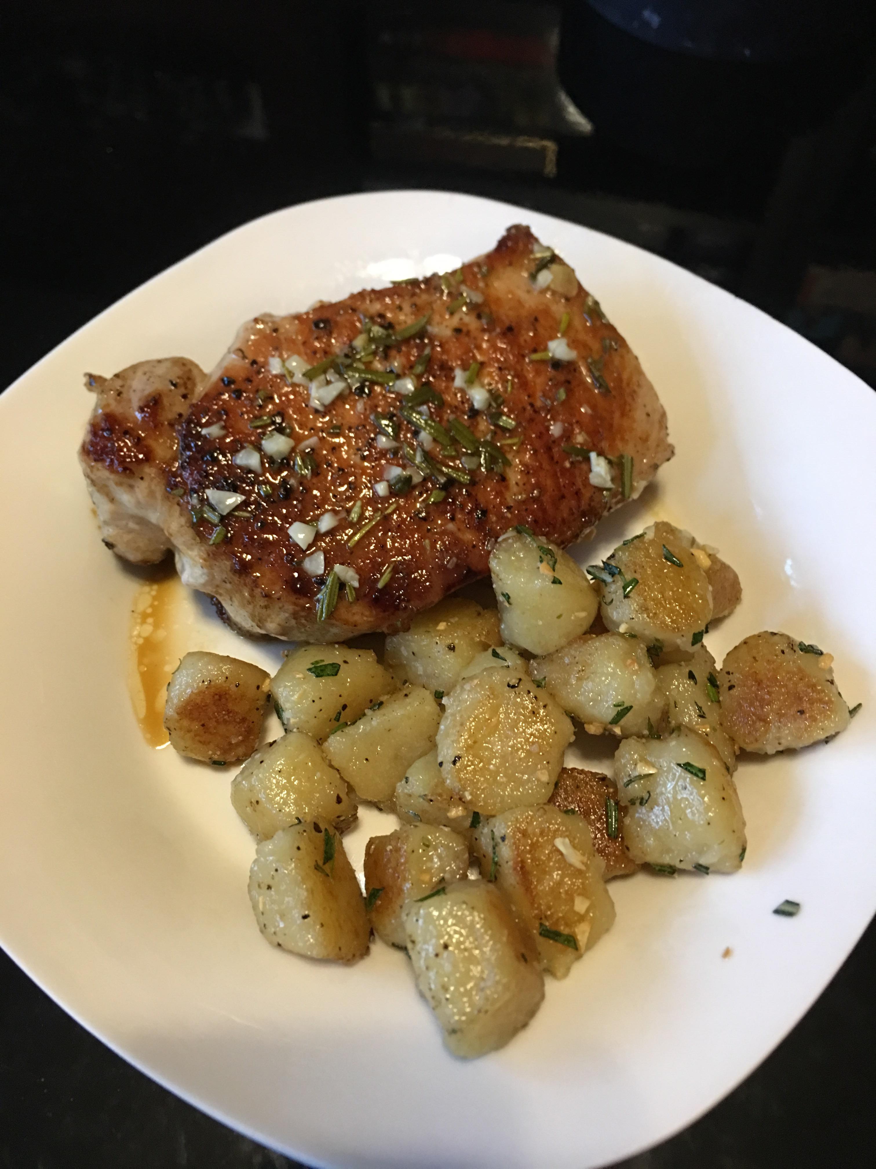 Thickcut boneless rosemary garlic pork loin chop w/ cauliflower