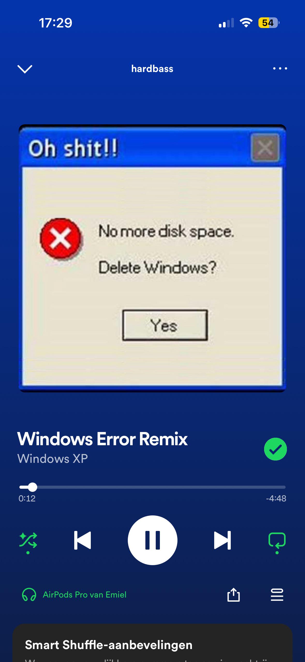 Apparently someone made a remix of windows xp error sound r/windowsxp