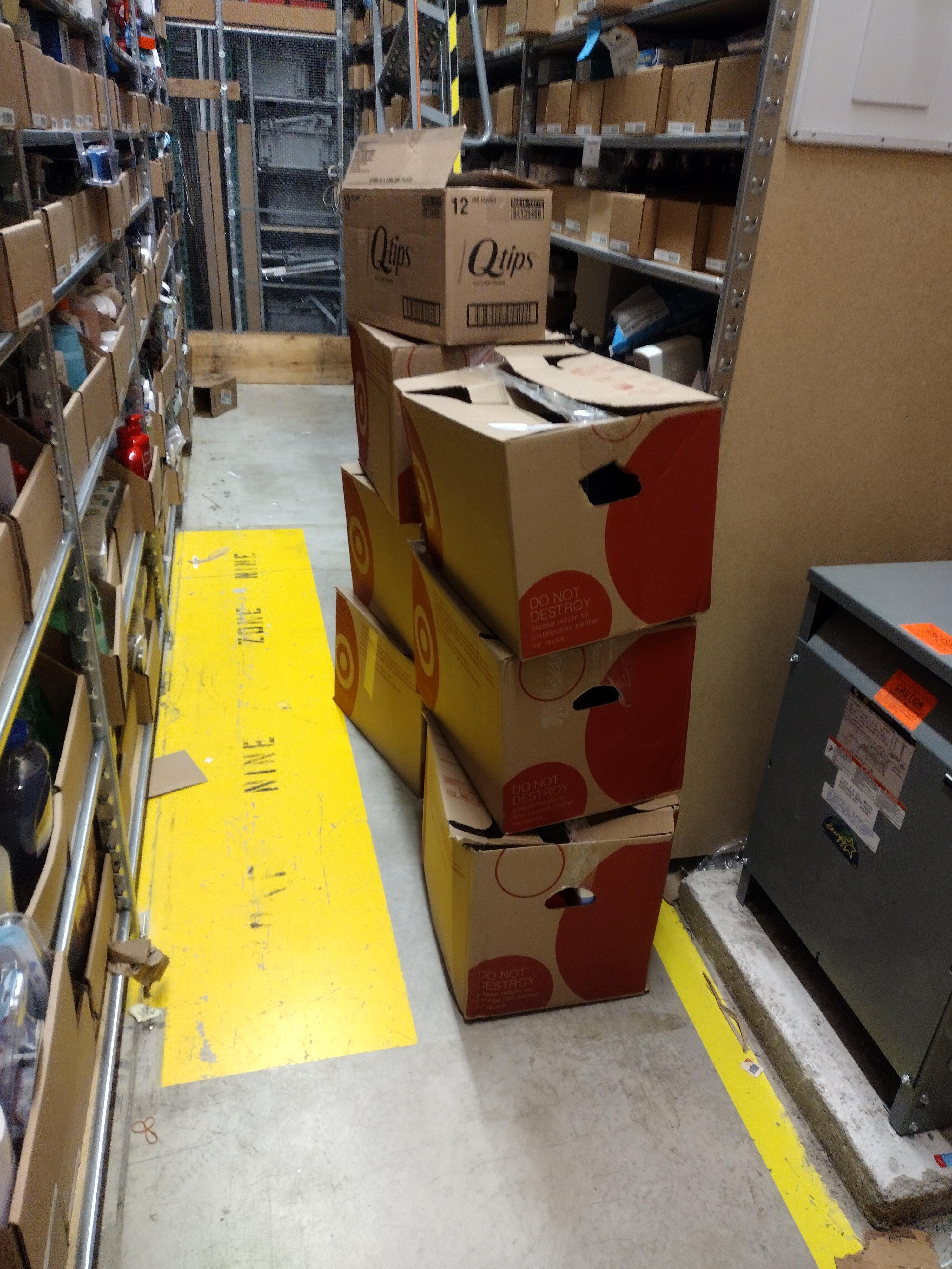 I love seasonal employees so much r/Target