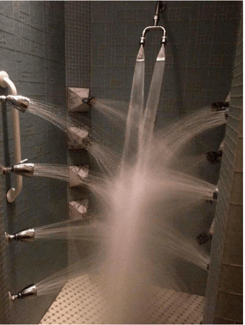 A real life Human car wash r/pics