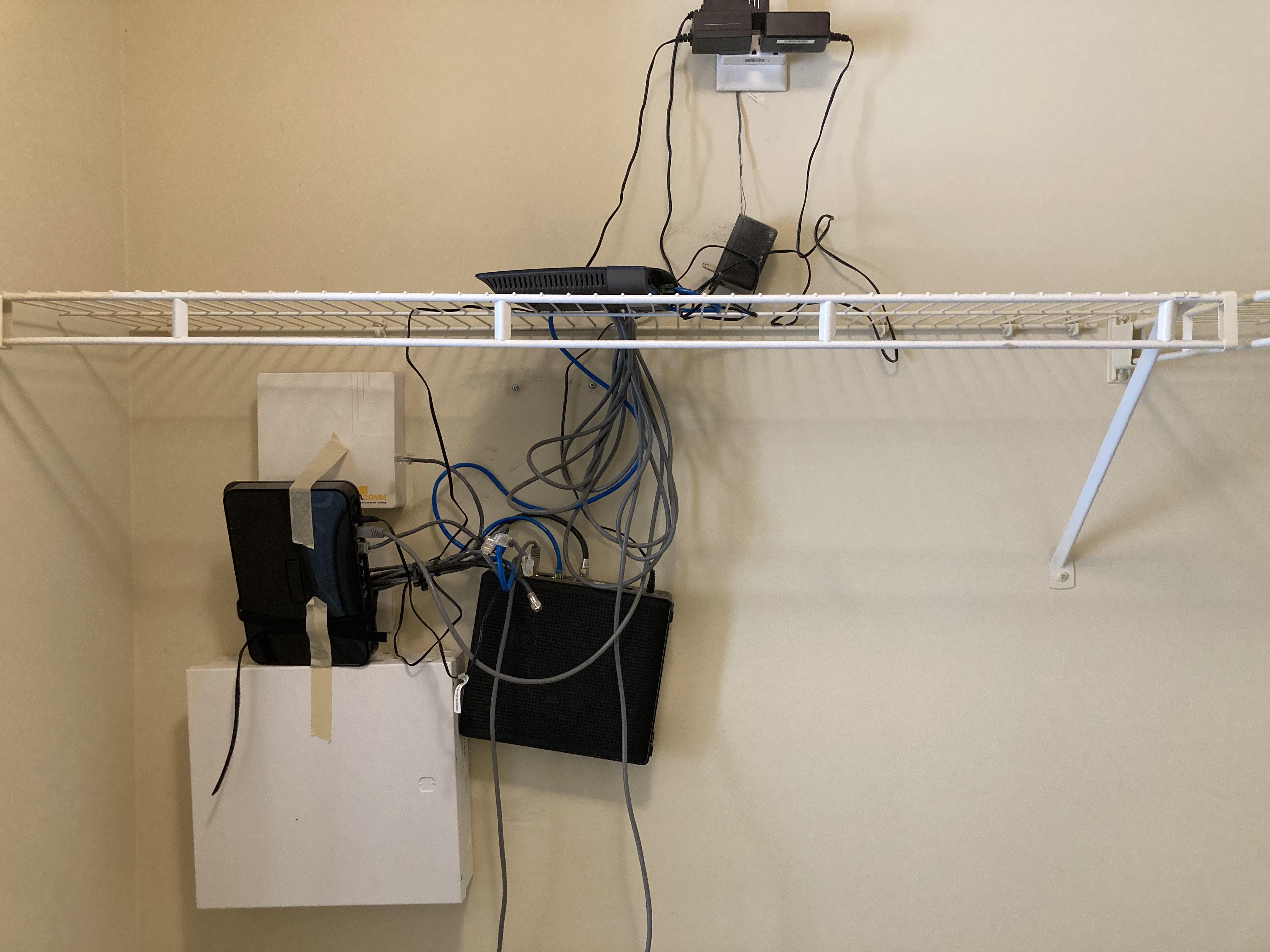 Just moved into my new apartment and here’s how they “set up” my router