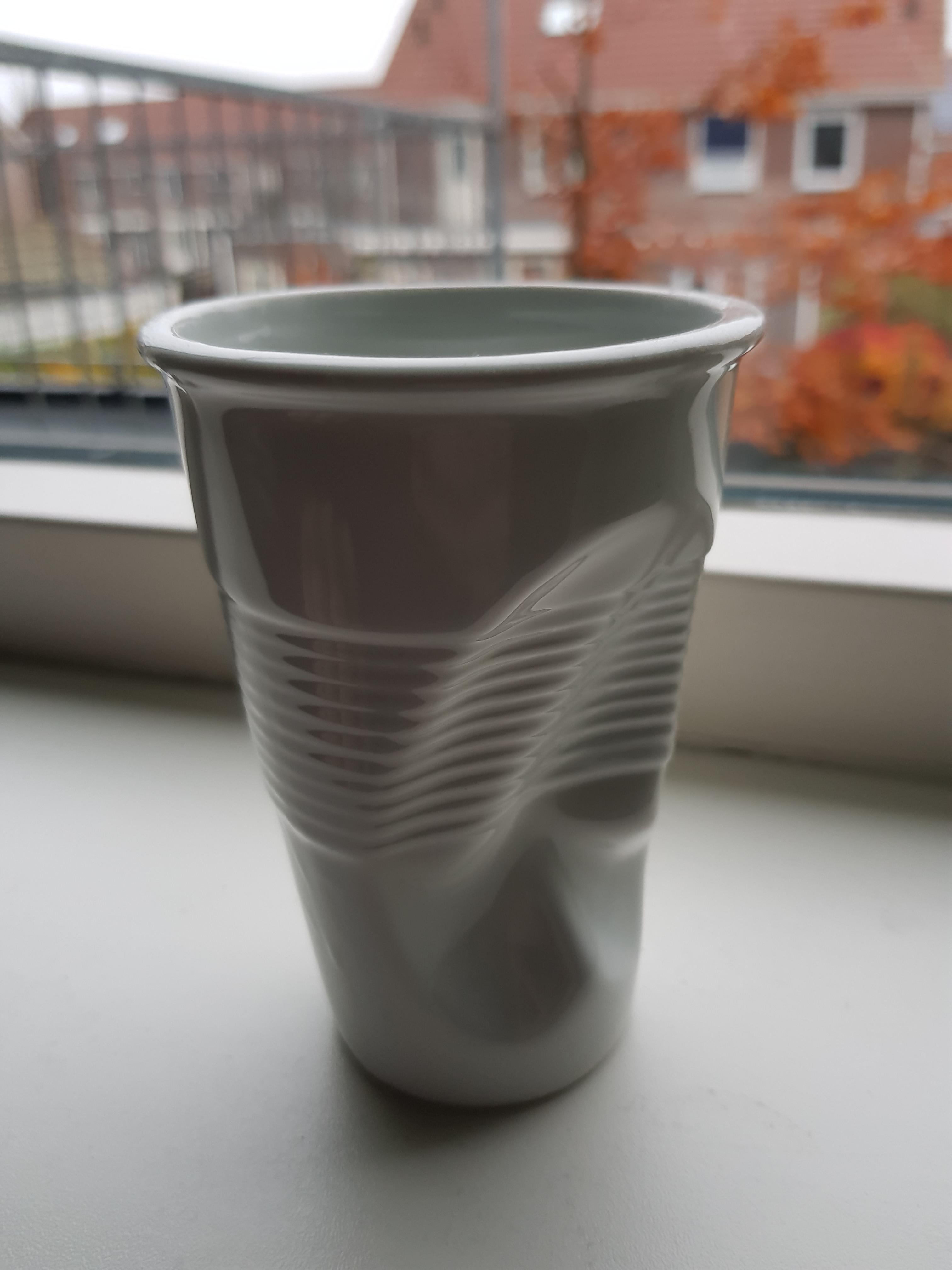 This ceramic cup that looks like a disposable plastic one r