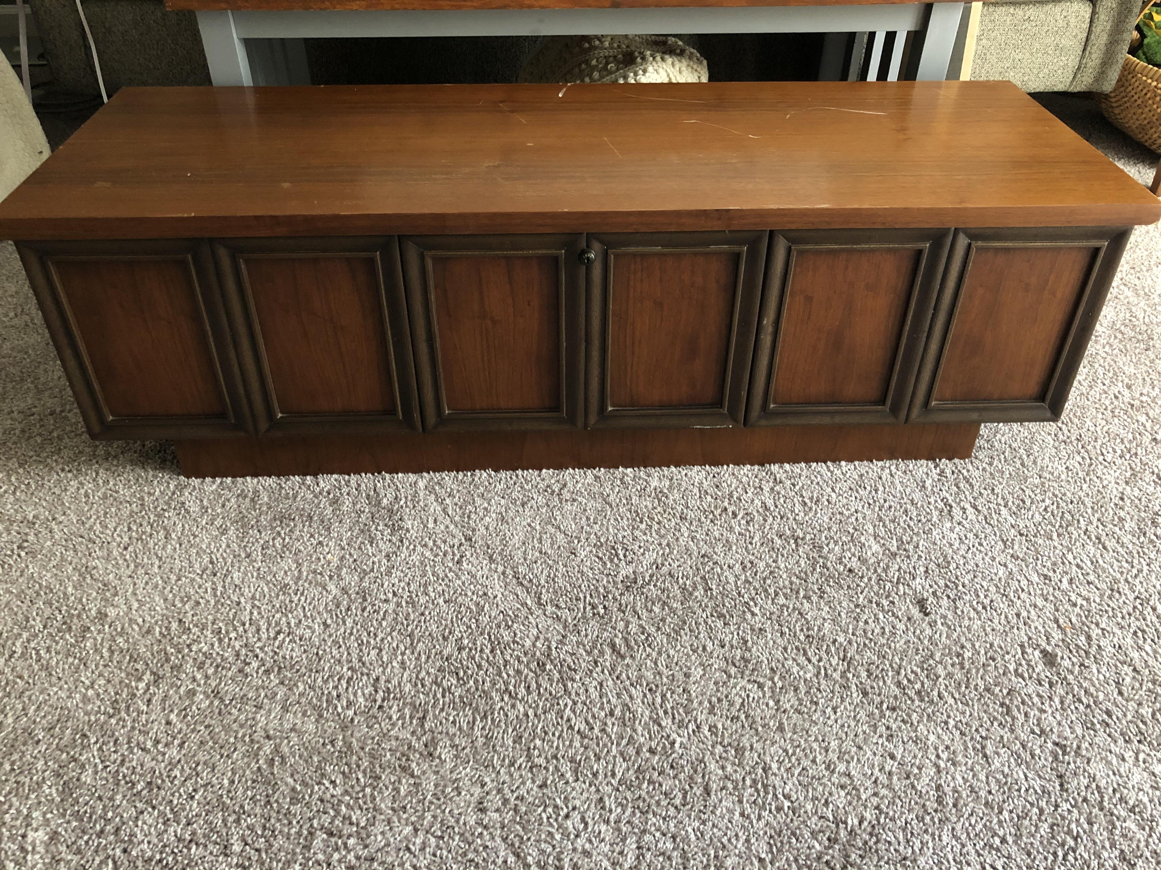 I found this Lane Princess cedar chest today, manufactured October 15, 1967, for 65 at a flea