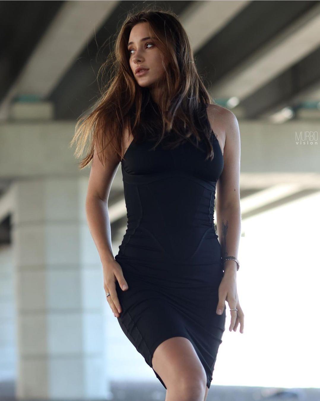 Liya Silver : ClassyPornstars