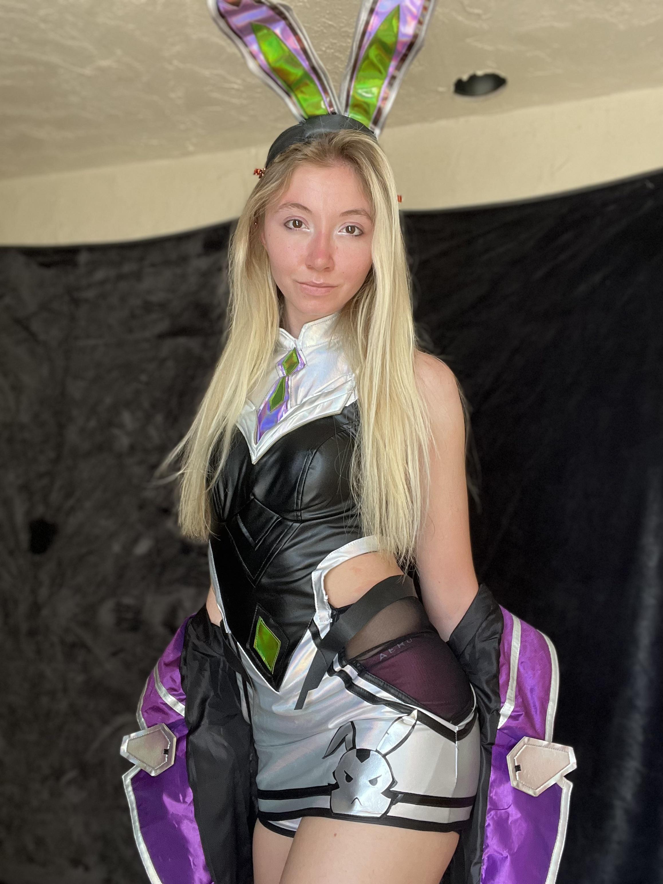 summer_smores05 as Battle Bunny Miss Fortune from League of Legends : r