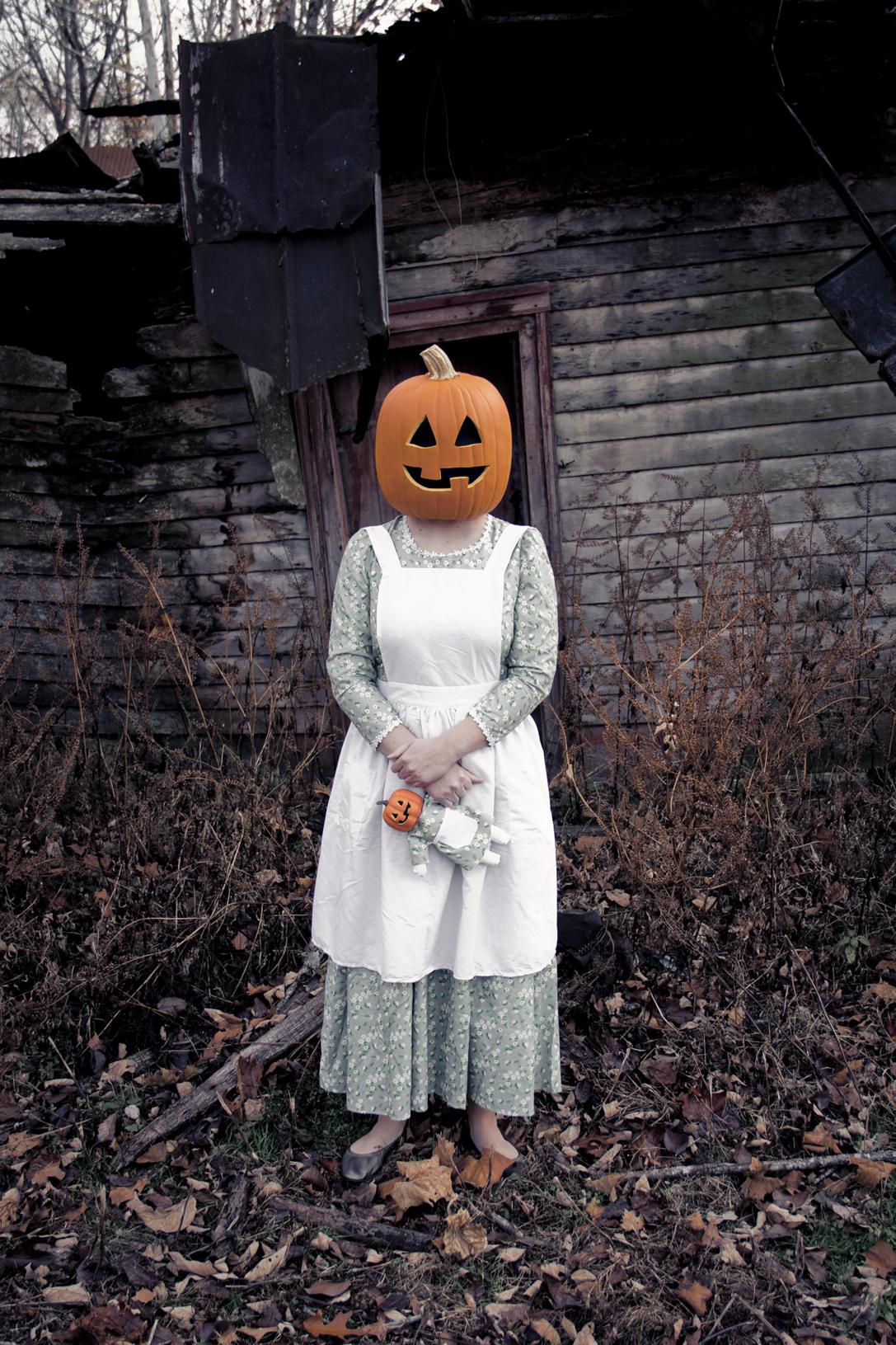 Creepy pumpkin lady and her little dolly (my girlfriend's 2022