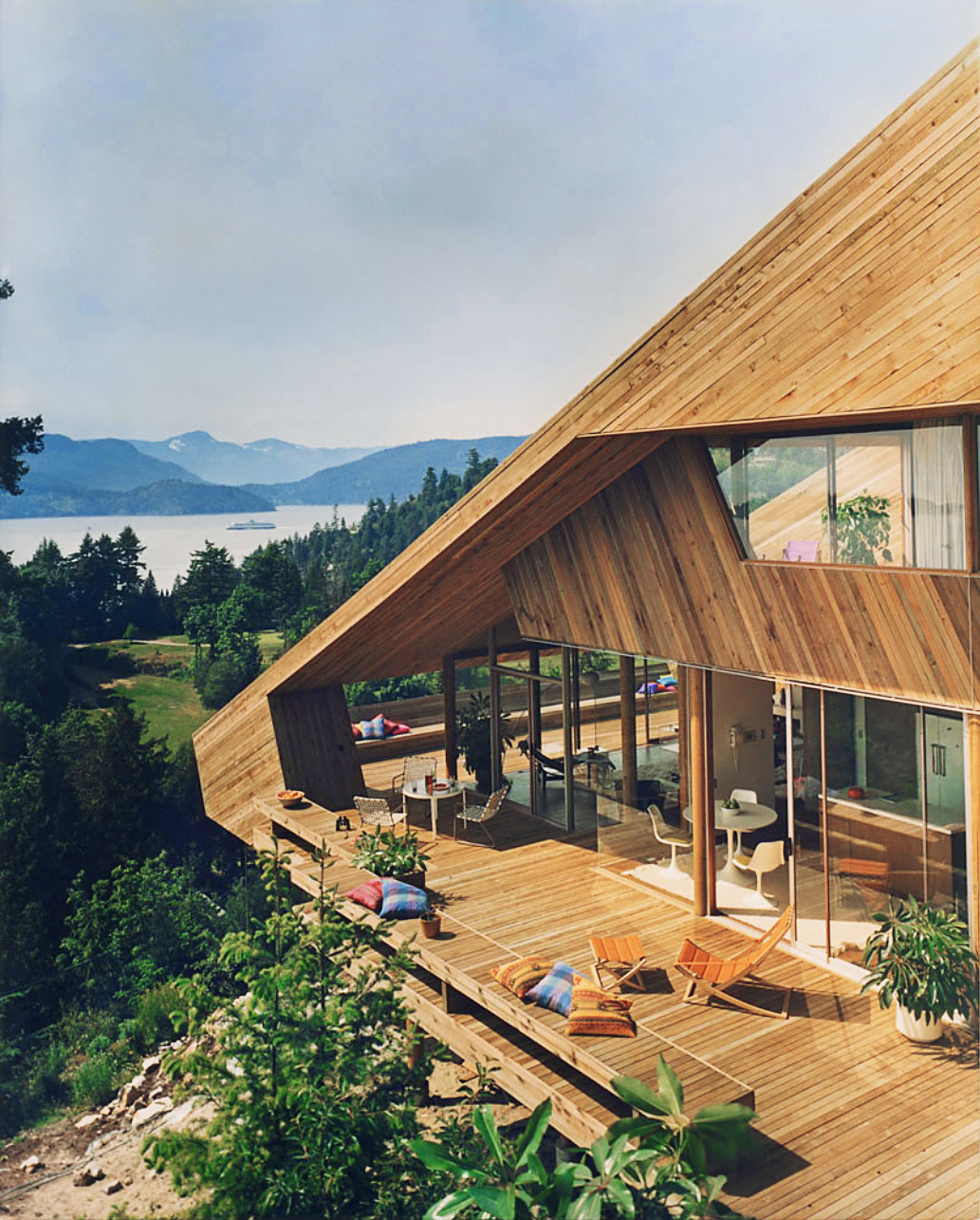 Catton House, West Vancouver, Canada, designed by Arthur Erickson and