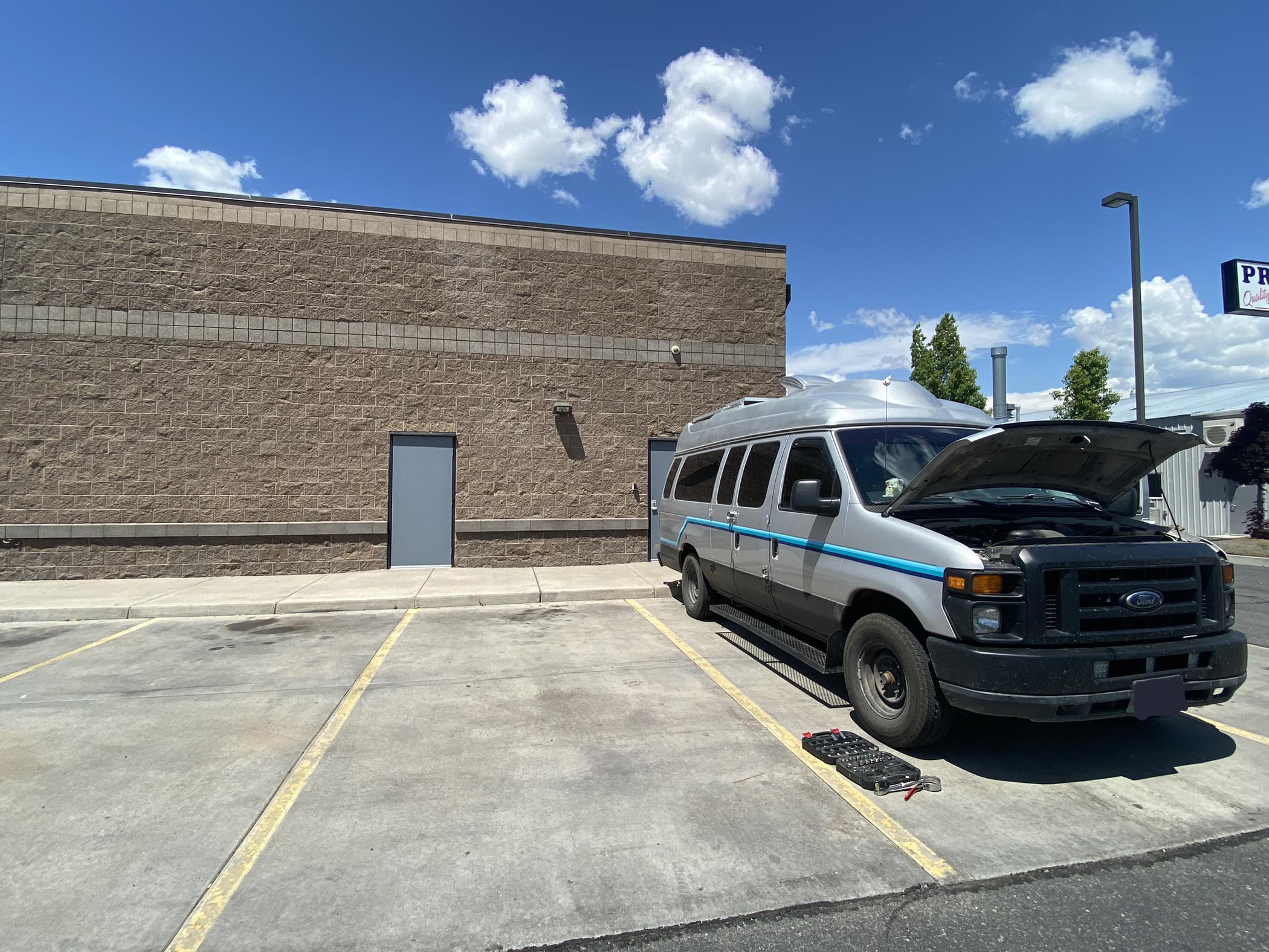 Can I Change My Oil In Autozone Parking Lot