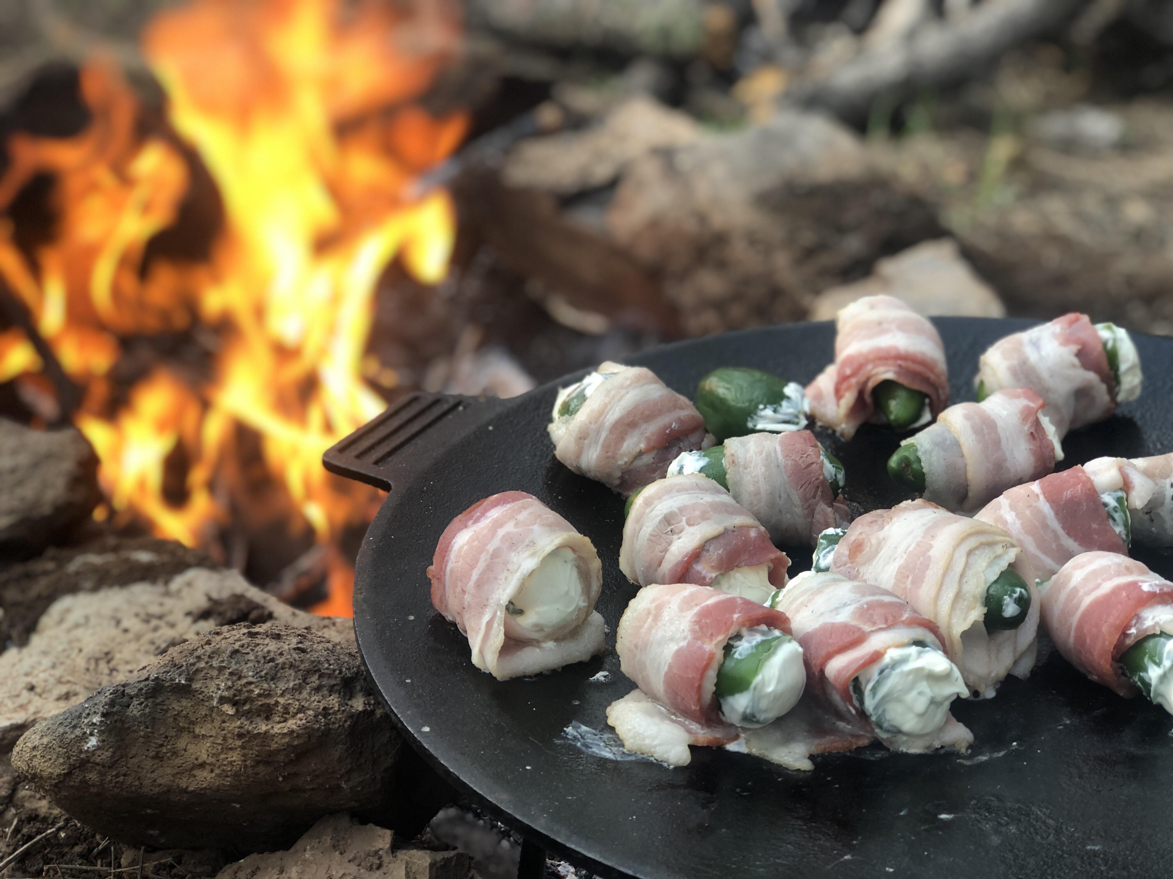 Enjoying jalapeño poppers outside of the Overland Expo in Flagstaff, AZ r/camping
