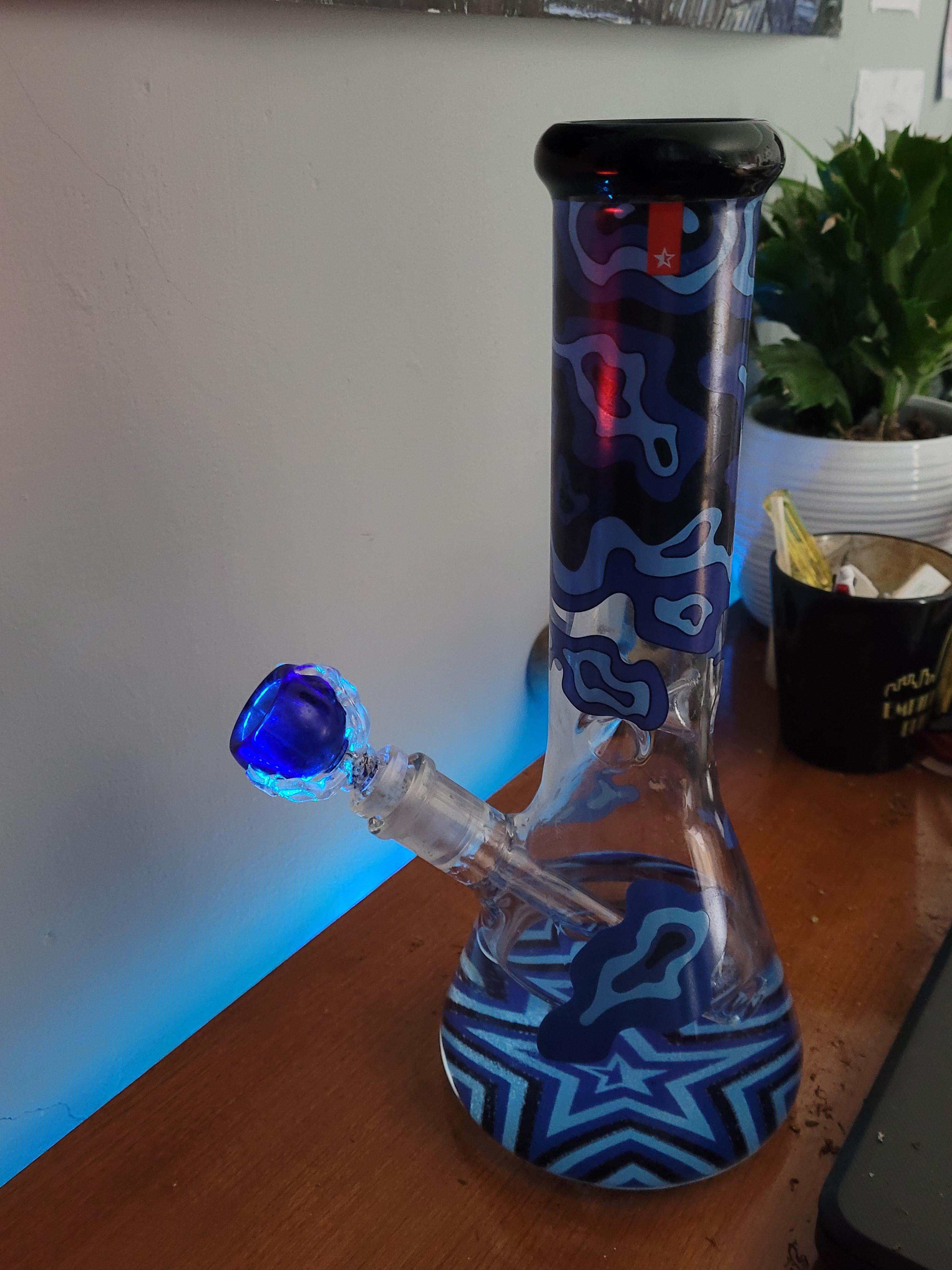 Get' er doneeeee bowl! Bongs