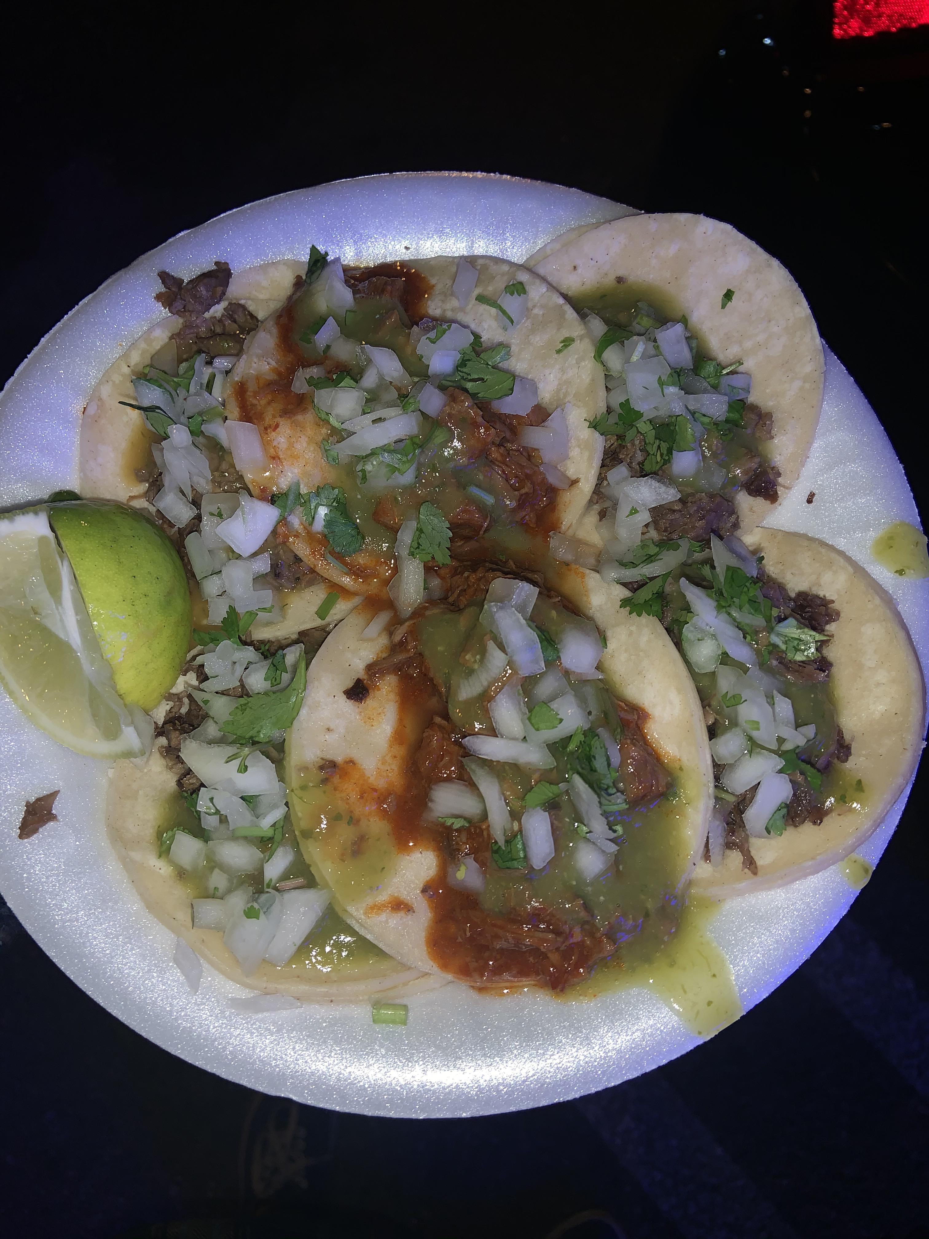 Tacos al vapor Ain Montebello. Birria, Cabeza, & Asada. r/tacos